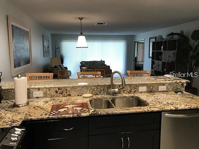 2 bed, 2.0 bath, 1444 sqft, $3,500 — Photo 4