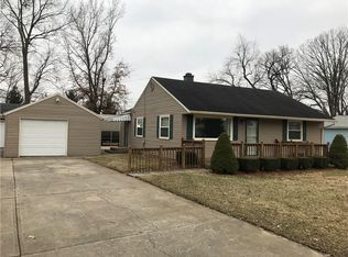 1735 Memorial Dr, Springfield, OH 45505