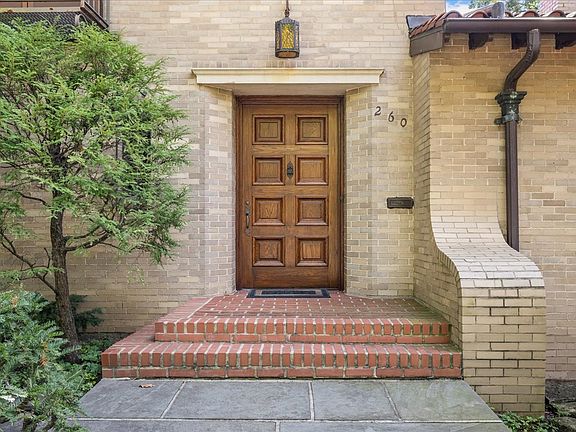 2nd image of 260 Oxford Rd