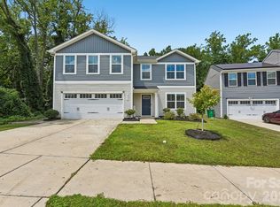 6931 Ludell Ln, Charlotte, NC 28215