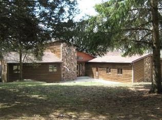 N6716 Forest Ridge Rd, Ripon, WI 54971