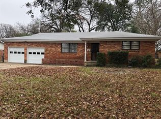 1645 Tierney Rd, Fort Worth, TX 76112