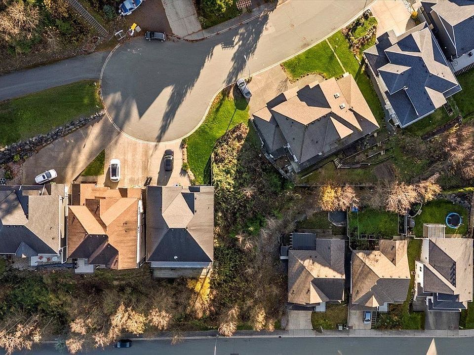 2nd image of 5165 Cecil Ridge Pl