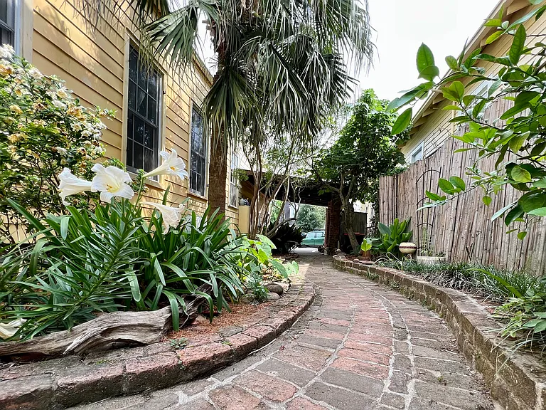 3033 Ponce De Leon St — Photo 17