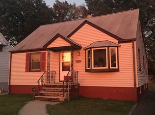 145 Old Rd, Sewaren, NJ 07077