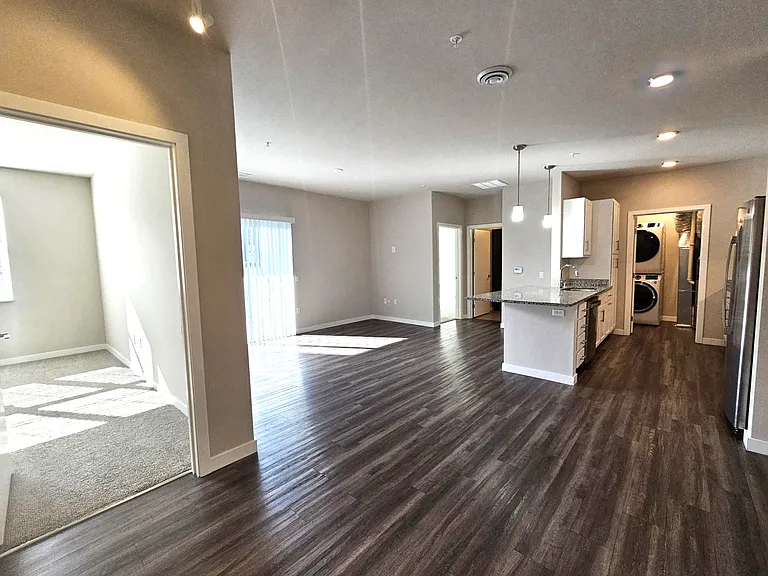 Elm Grove Heights — Photo 11