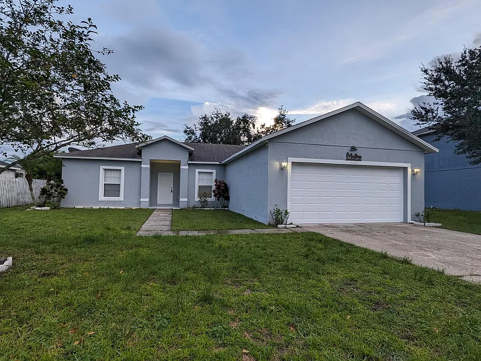 641 Linnet Ct