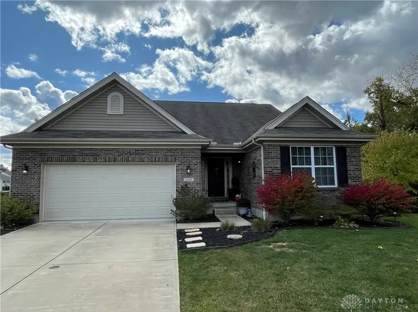 608 White Clover Ct, Englewood, OH 45315