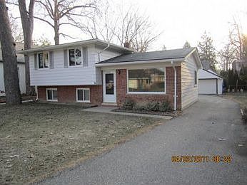 1st image of 1429 Oakwood Ave