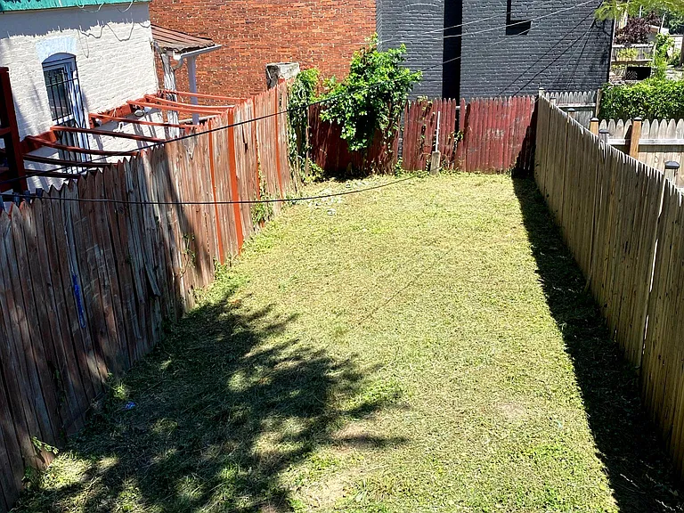 1817 2nd St NE — Photo 12
