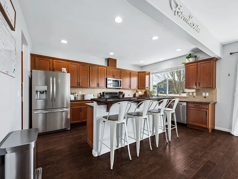 15233 Kayla St SE — Photo 6