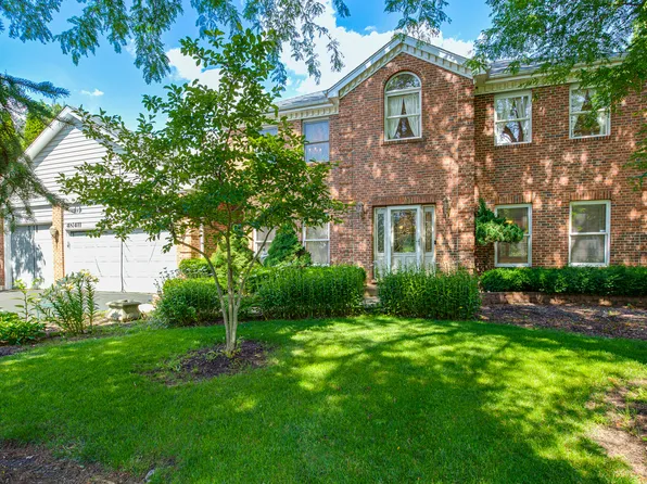 4N411 Trinity Ln, West Chicago, IL 60185