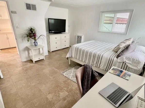 4638 Larkspur St #1/2, San Diego, CA 92107