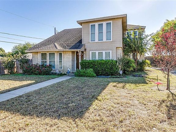 3rd image of 4712 Artesia Ct