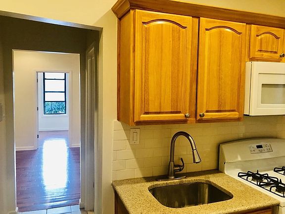 4th image of 3160 Coney Island Ave APT D4