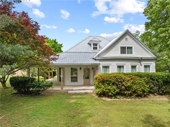 324 N Cherry St, Harrison, AR 72601