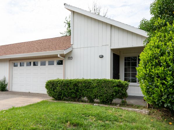 2404 Berrywood Dr