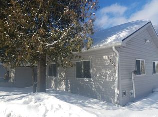 10336 Slovan Ave, Interlochen, MI 49643