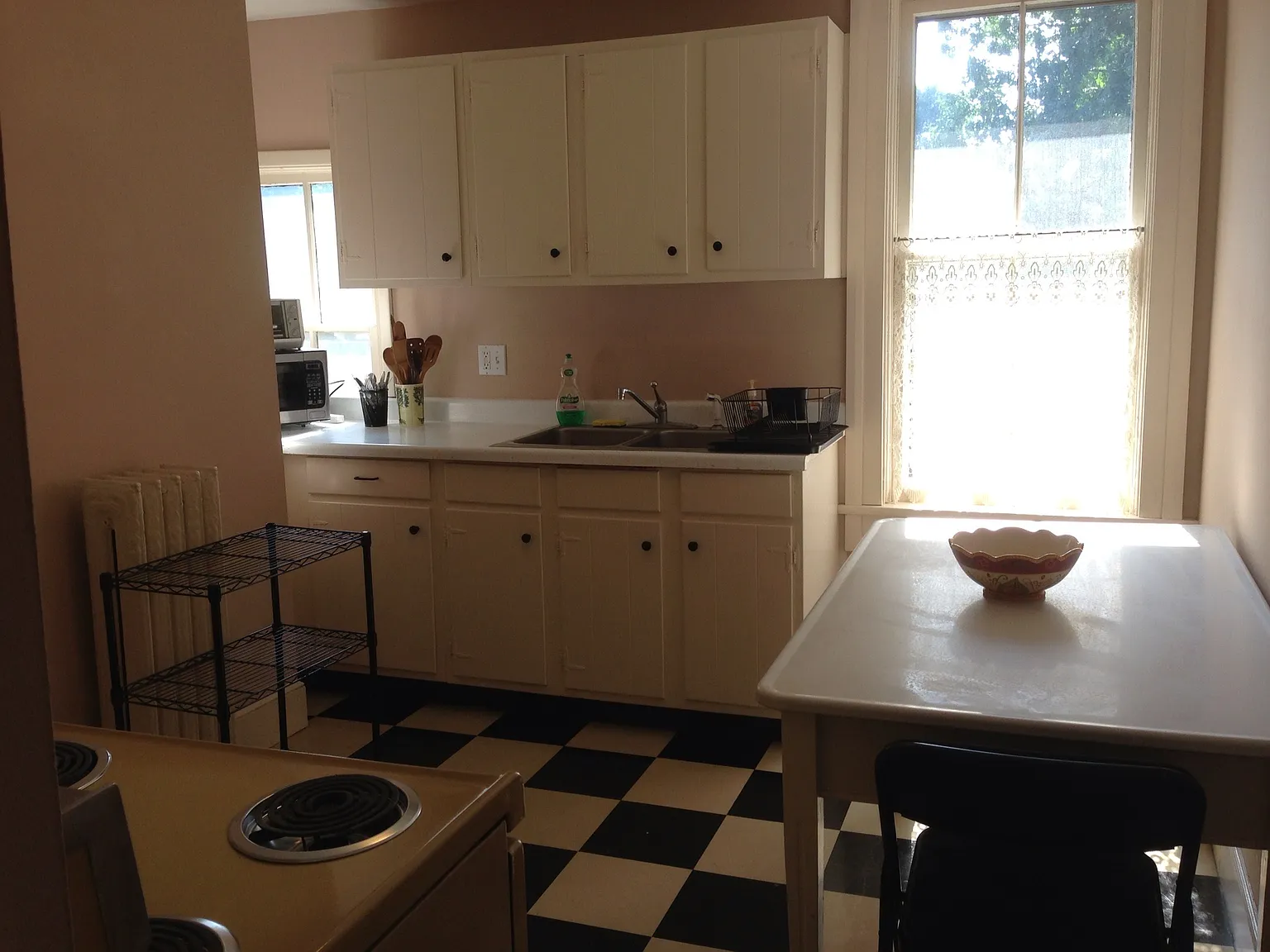 446 N Aurora St — Photo 4