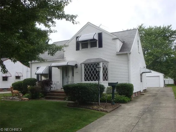 5140 Chestnut Hill Dr, Willoughby, OH 44094