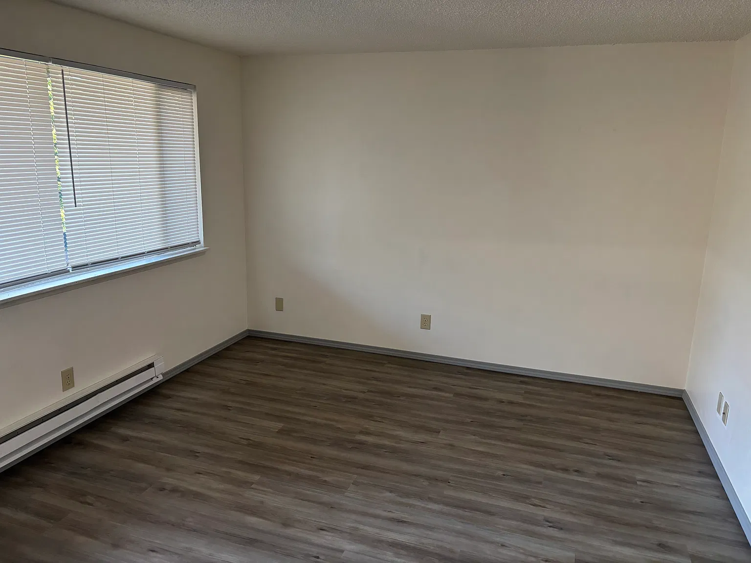1 bed, 600 sqft, $1,400 — Photo 4