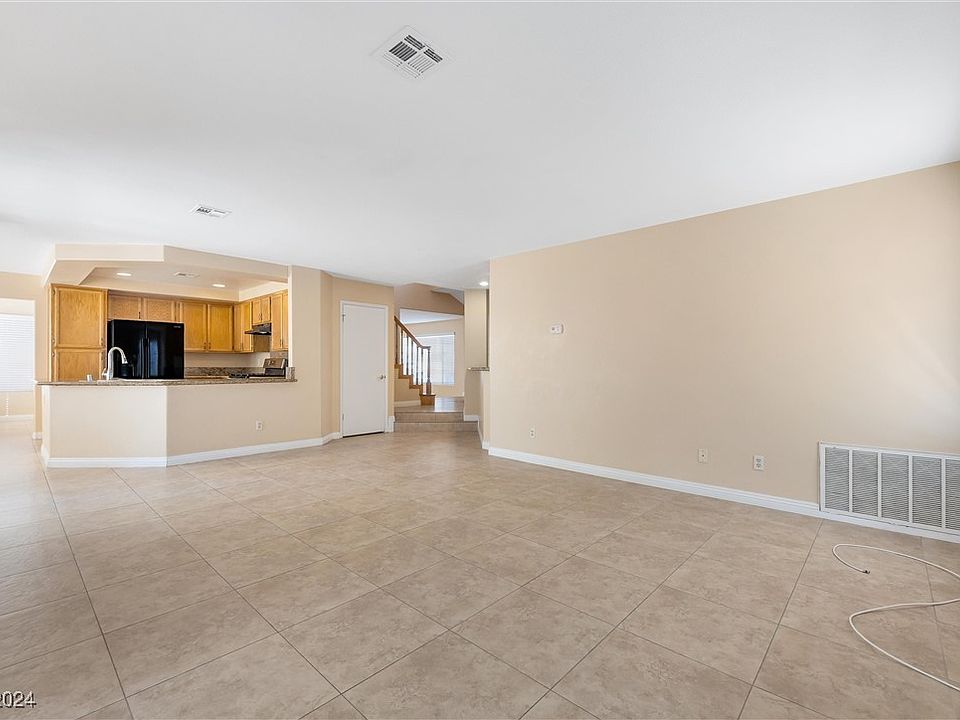 1st image of 2709 Shady Pond Way