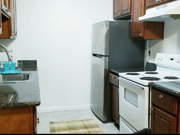 2nd image of 7411 Rainbow Dr #16