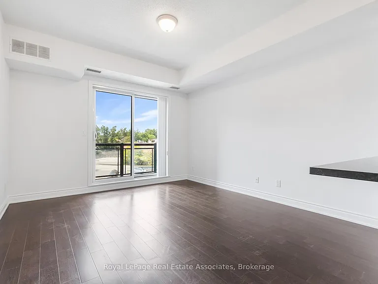 3170 Erin Mills Pkwy #321 — Photo 10