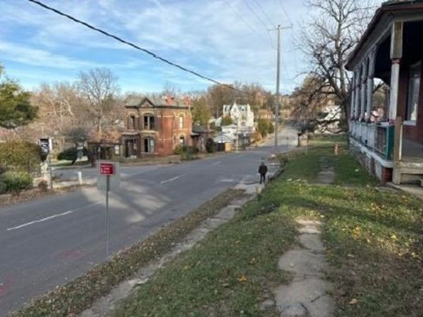 1120 Edmond St, Saint Joseph, MO 64501