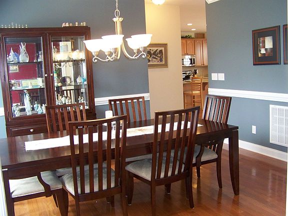 formal dining rm