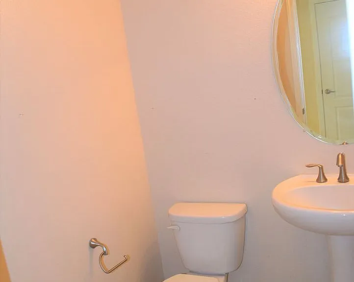 8280 Columbo Cir — Photo 9