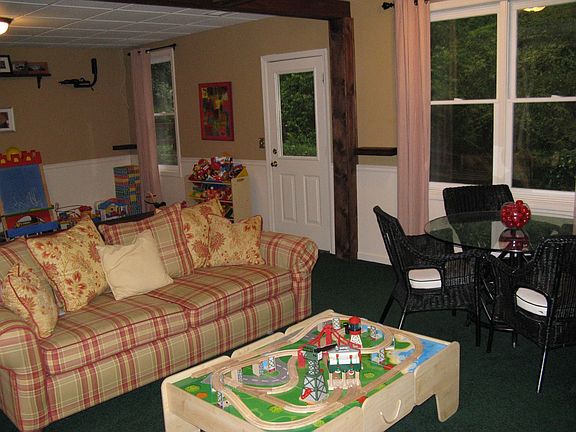 4th image of 3605 Bridle Creek Dr