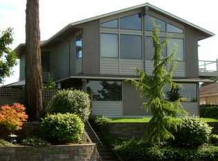 2003 9th St, Anacortes, WA 98221