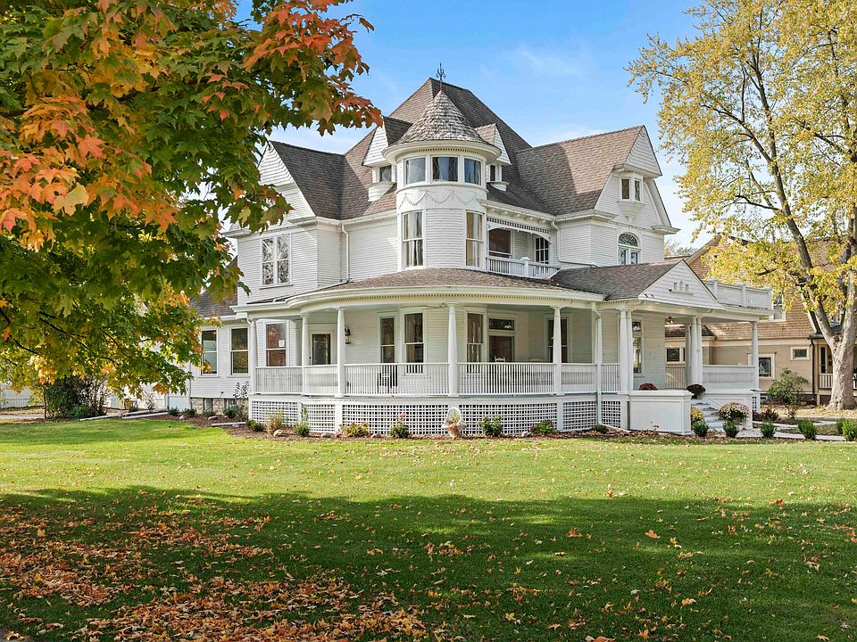 107 W South St, Crown Point, IN 46307 | MLS #816743 | Zillow