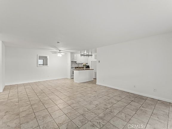 4th image of 601 S Prospect Ave Unit 103