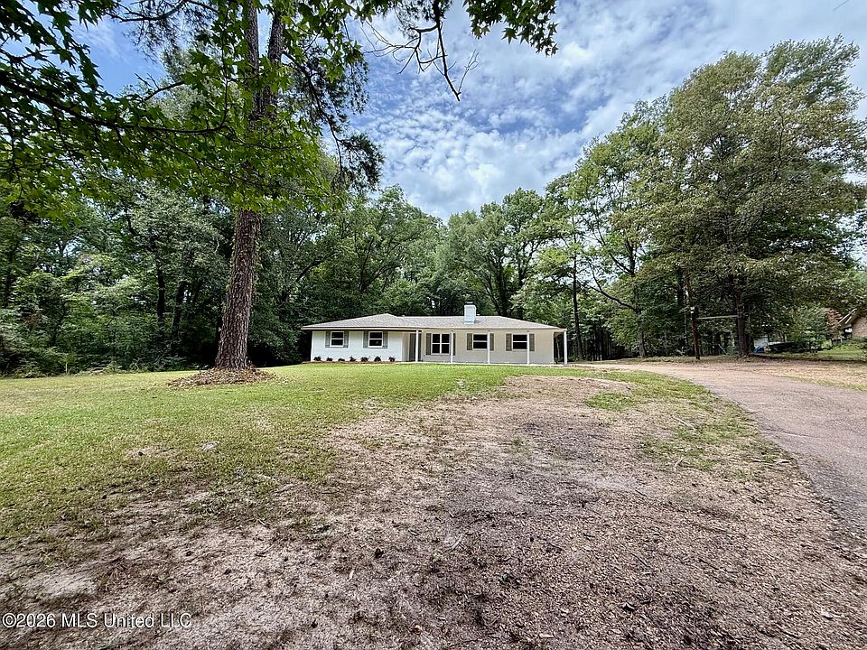 1st image of 113 Shannon Trey Ln