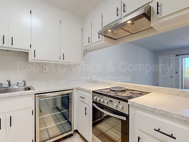 163 South St #33 — Photo 8