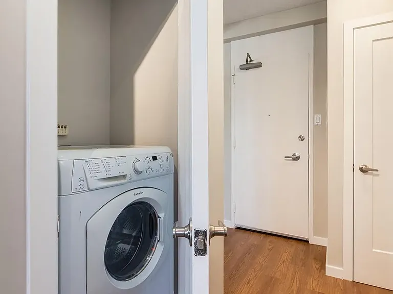 620 67th Ave SW — Photo 31