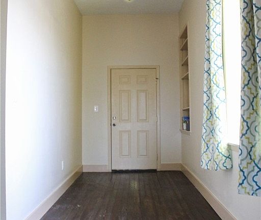 2nd image of 100 E Buck St