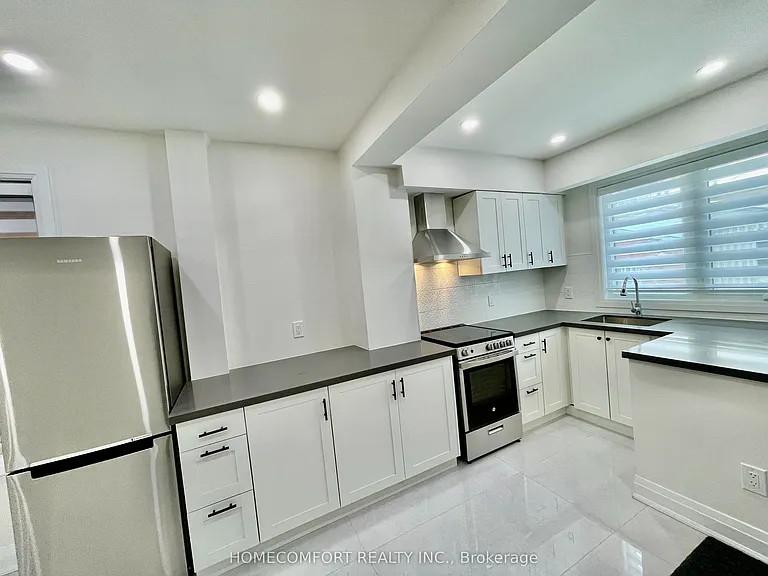20 Saint Clair Gdns #MAIN — Photo 2