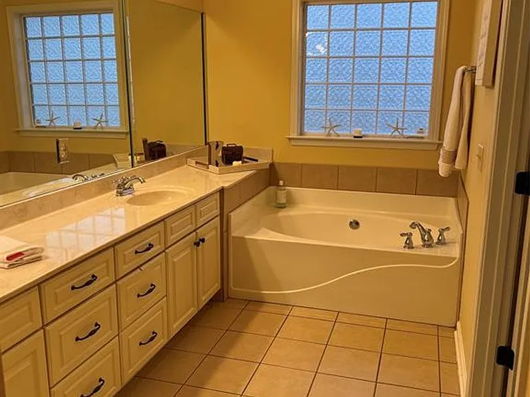 9713 Silver Bell Ct — Photo 13