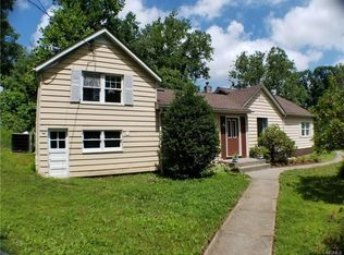 45 Overhill Rd, Yorktown Heights, NY 10598