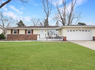 615 Alice St, Crown Point, IN 46307