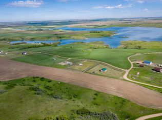 1211 50b Ave NW, Garrison, ND 58540