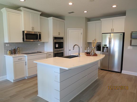 5th image of 331 Marsh Cove Dr