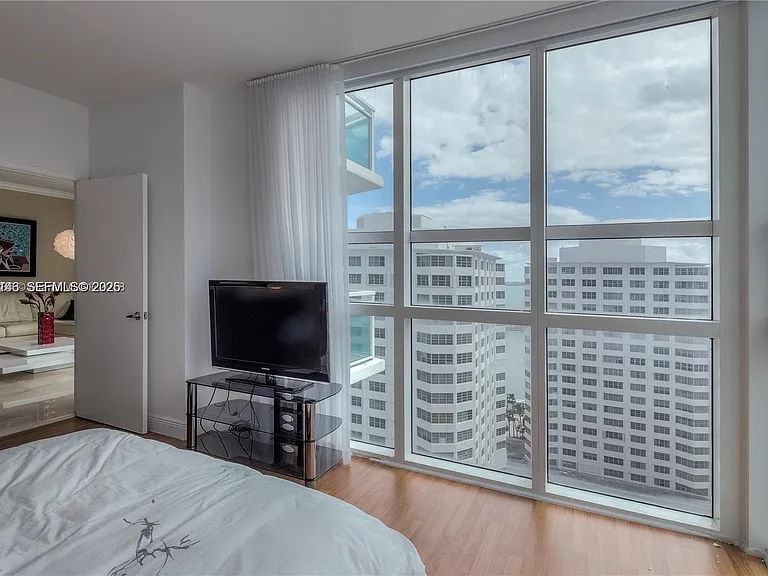 950 Brickell Bay Dr #1711 — Photo 13