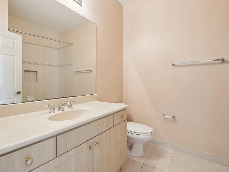 2584 Stockbridge Sq SW — Photo 20