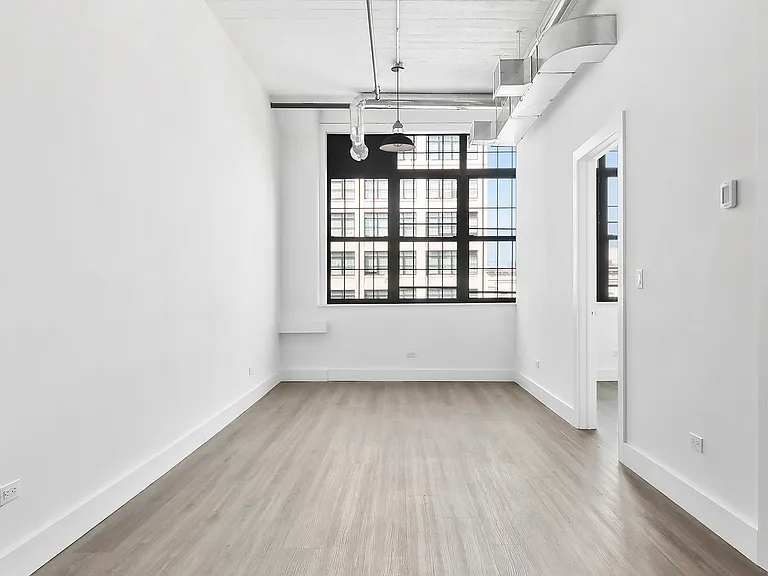 10 Grand Ave #602 — Photo 2