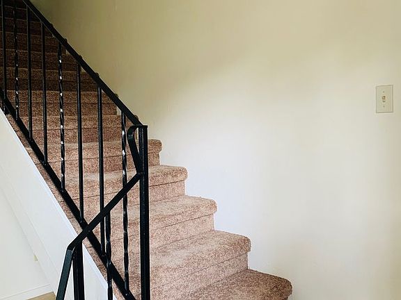 3rd image of 268 Douglas St #280J