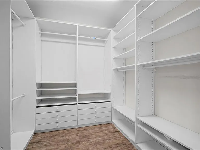 6934 Avalon Cir #405 — Photo 10